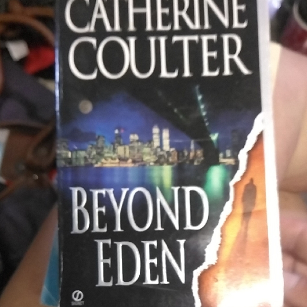 Betond Eden Catherine Coulter Paperback